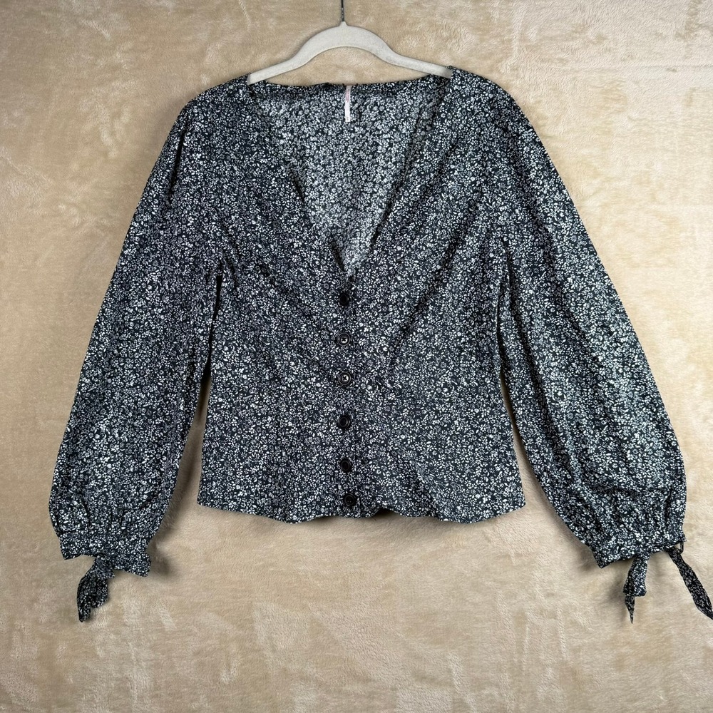Free People Womens L Black White Ditsy Floral Button Front Smocked Blouse Boho‎